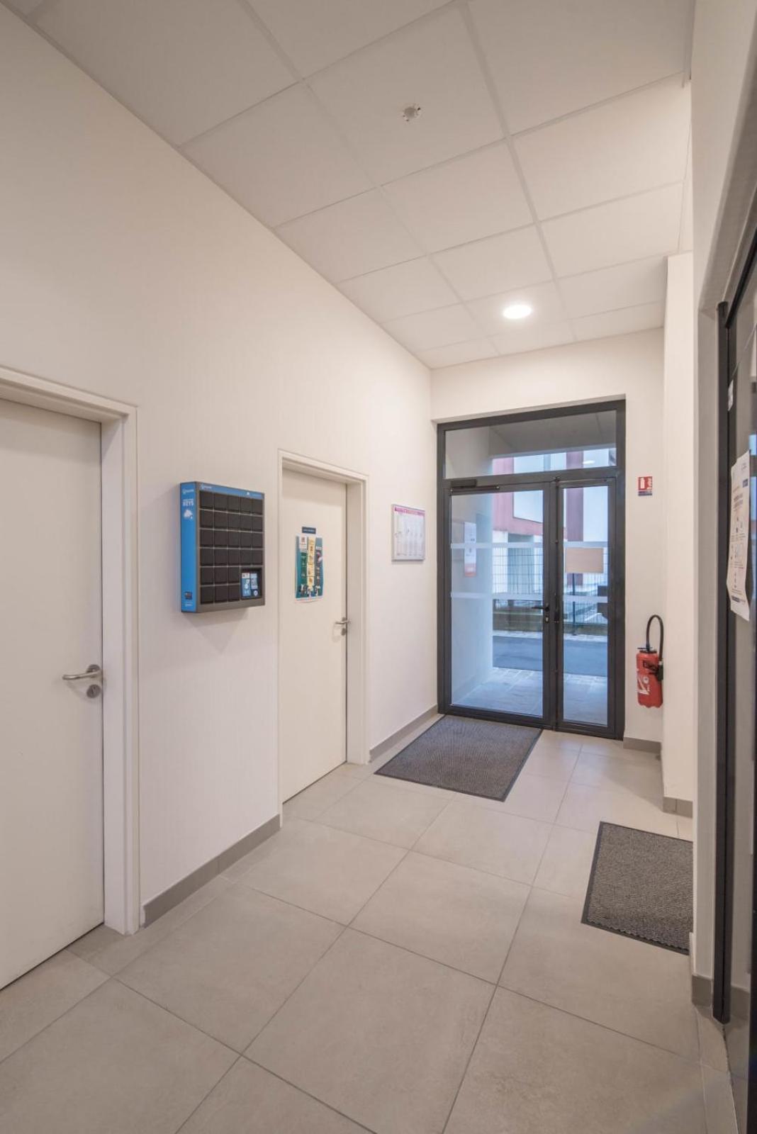 Pierrick - Studio Wifi Et Gare Apartment Le Mans Exterior photo